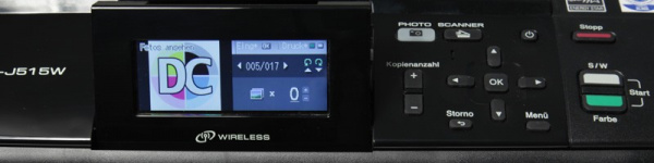 Brother DCP-J515W: Wegen fehlendem Fax kommt der J515W mit wenigen Tasten aus. Das Gerät lässt sich einfach bedienen.