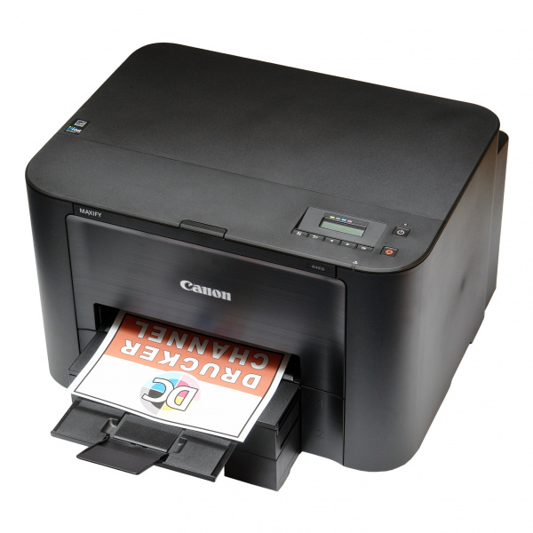 Canon Maxify iB4050: Der Bürodrucker punktet bei der Druckqualität, nimmt sich dafür aber bei einigen Aufgaben mehr Zeit als die Wettbewerber.