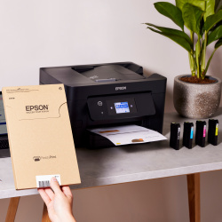 "ReadyPrint Flex": Tintenpatronen schickt Epson automatisch zu - noch bevor die eingesetzte Tinte aufgebraucht ist.