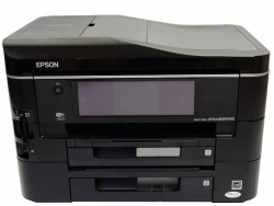 Epson Stylus Office BX935FWD: Hat zwei Papierkassetten für je 250 Blatt.