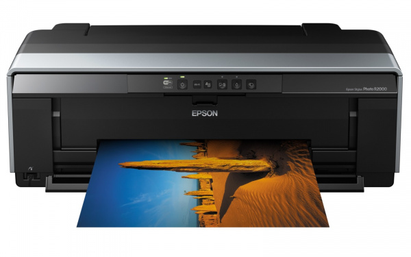 Epson Stylus Photo R2000: Fotodrucker für Hochglanzbilder bis zum Format A3+ und vergrößerten Tintenbehältern.