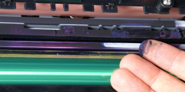 Toner dust: Lots of it inside the Samsung printer.