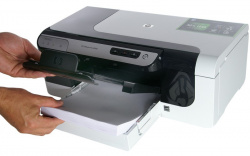 HP Officejet Pro 8000: Paper feed for 250 sheets...