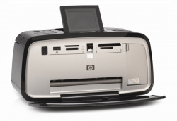 HP Photosmart A717: mobiler Drucker mit 4-GByte Datensafe.