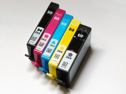 New concept: Single ink cartridges and additional Photo black cartridge.