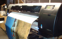 HP Designjet Z6200: Soll Geschwindigkeiten bis zu 140 Quadratmetern pro Stunde erreichen.
