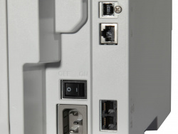 Canon i-Sensys MF4580dn: Ethernet und USB.