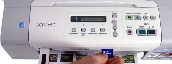 Brother DCP-165C: Easy handling - but no preview for direct printing via memory card or USB-stick.