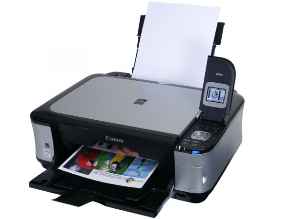 Canon Pixma MP560: Well-equipped Wlan-printer.