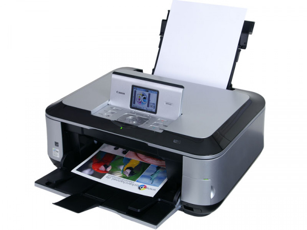 Canon Pixma MP640: Almost perfect outfit - only an automatic document feeder (ADF) and a fax are missing.
