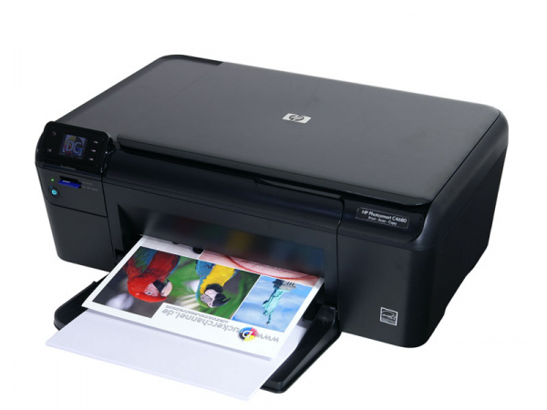 HP Photosmart C4680: Basic AIO with single ink-tank.