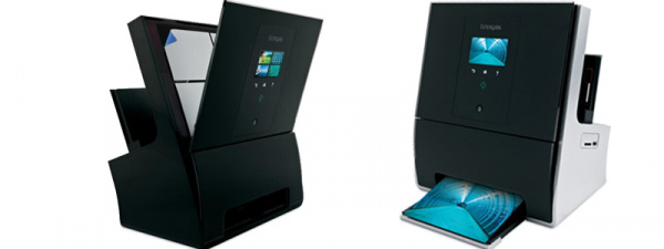 Der Gewinn von Lexmark: 2 x Genesis S815 im Gesamtwert von rund 600 Euro.