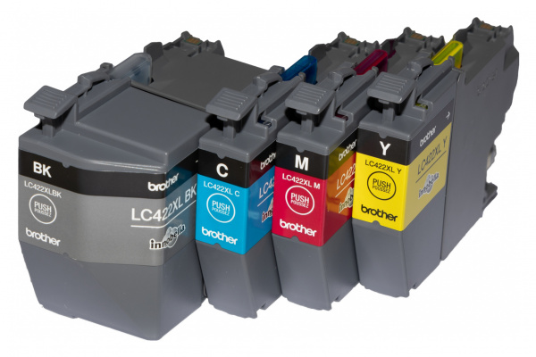 Brother LC-422XL: Deutlich erkennbar die voluminöse Schwarzpatrone im XL Format.