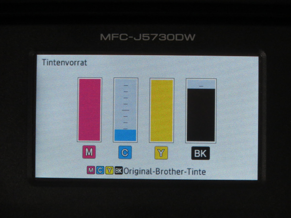 VBM-Status: Der Bildschirm zeigt an, wieviel Tinte noch in den Patronen ist.