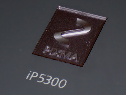 Hochglanzplastik: Lässt den teureren iP5300 etwas edler wirken als den iP4300.