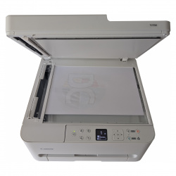 Scanner: Flachbettauflage mit großer Klappe.