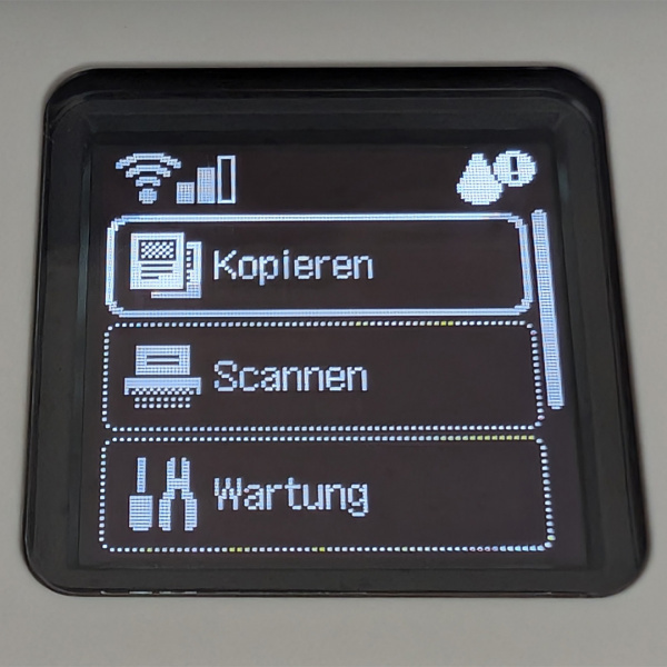 Startansicht: Die drei Hauptfunktion "Kopieren", "Scannen" sowie die "Wartung" sind sofort im Blickfeld.