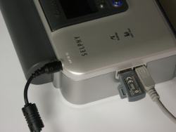 Verbunden: CP710 mit Akku und Bluetooth-Adapter.