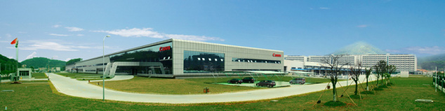 Canon Zhongshan: In der chinesischen Produktionsstätte wurden von 2001 bis November 2025 Laserdrucker hergestellt. Im Frühjahr 2022 lief der 110-millionste Drucker vom Band.