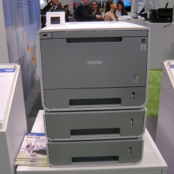 Print Airbag für 350.000 Seiten: Brother gibt zu seinem neuen HL-L9300CDWTT zusätzlich eine Leistungsgarantie.