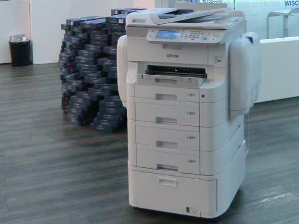 Epson-RIPS-Tintendrucker: Sollen bis zu 75.000 Druckseiten ohne Wechsel der Tintenbehälter durchhalten.