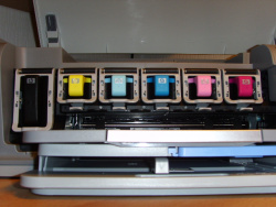 Das Auswechseln der Patronen ist sehr einfach.