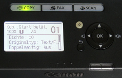 Display Kopiermodus: Das 5-zeilige Display liefert ausreichende Informationen.