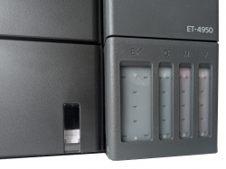 Verbrauchsmaterial: Neben dem aktuellen Tintenstand kann man nun auch von außen erkennen, ob (und wie viel) Papier eingelegt ist.