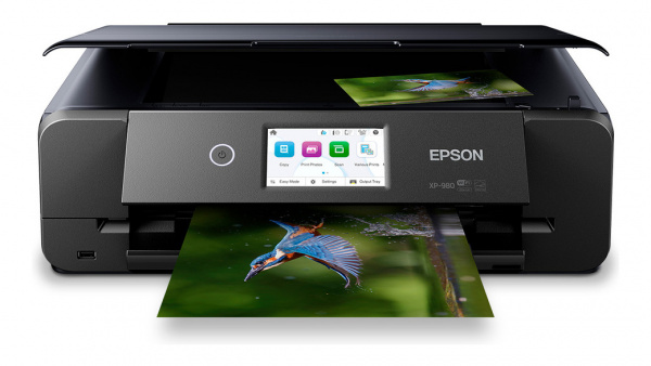 Epson Expression Photo XP-980: Foto-Multifunktionsdrucker mit 6 Tintenpatronen und hinterem A3-Einzug. Das Bildschirmmenü wurde aufgefrischt und hat erstmals den "Easy Mode" erhalten.