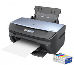Epson Stylus Photo R265: Günstiger Fotodrucker mit 1,5 Pikoliter Tropfen und sechs Druckfarben.