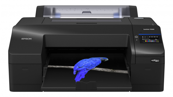 Epson Surecolor P5300: FineArt-Drucker mit flexibler Medienverarbeitung (A4 bis A2+) für hohe Druckaufkommen.