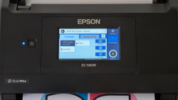 Bedienpanel: Großes Display mit übersichtlicher Darstellung. Einmal eingerichtet klappt die Bedienung mit wenigen Fingerbewegungen.