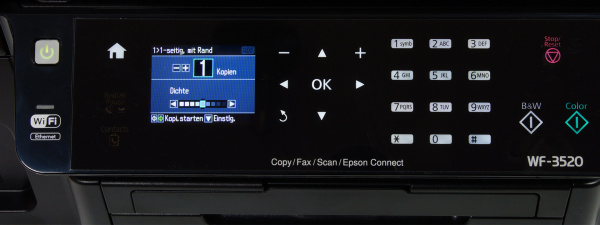 Epson Workforce WF-3520DWF: Ebenfalls die nötigsten Informationen direkt im Blick. Die Kopie lässt sich mit einem Tastendruck starten.