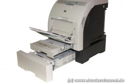 Papierkassetten beim DTN-Modell: Oben 100, Mitte 250 und unten  500 Blatt.