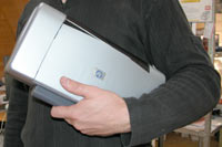HP Deskjet 450CBi Drucker in Hand