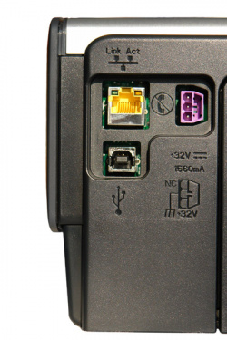 Schnittstellen: USB2.0 und Netzwerk stehen beim Deskjet 6940 zur Verbindung mit dem Computer zur Verfügung.