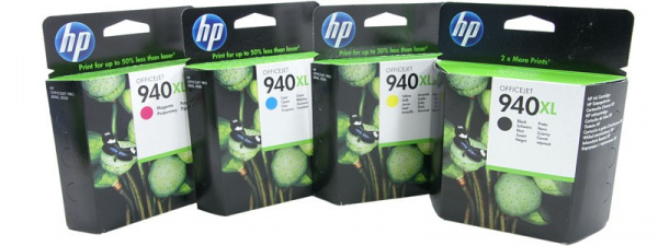 HP-Tintenpatronen Nr. 940: Vier Kartuschen mit hoher Füllmenge (XL). Die Druckköpfe heißen ebenfalls Nr. 940 und sollen 'ein Druckerleben lang' halten.