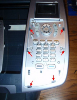 Bedienfeld entfernt.