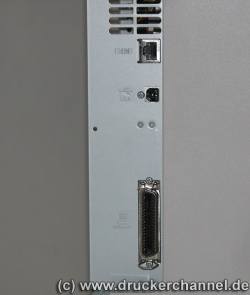 5450: Oben Netz, Mitte USB 2.0, unten Parallel.