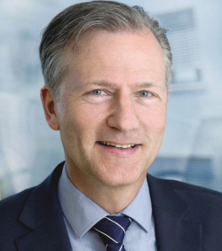 Uwe Götze: Marketing Direktor bei Kyocera.