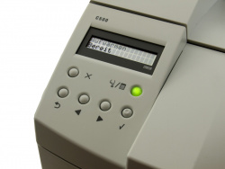 Lexmark C500n: Big control panel with clear layout.