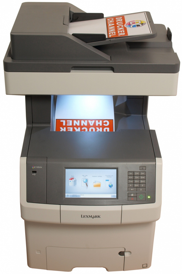 Lexmark X748de: Großer Touchscreen mit schöner grafischer Benutzeroberfläche.