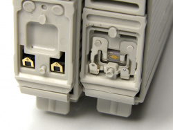 Abgenommener Chip: Links T071x, rechts T0130x.