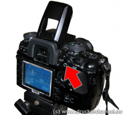 Spiegelreflex: Viele Kameras haben einen Belichtungsspeicher-Button.