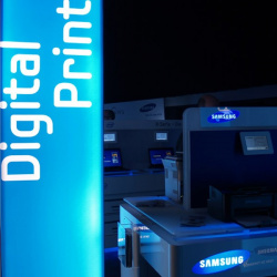 Samsung Roadshow 2010: Viel Blau in Münchens Postpalast.