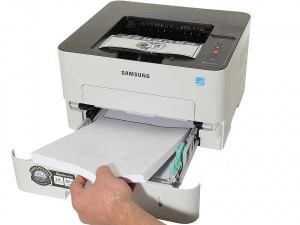 Papierkassette: Fasst 250 Blatt - weitere Kassetten lassen sich nicht nachrüsten.