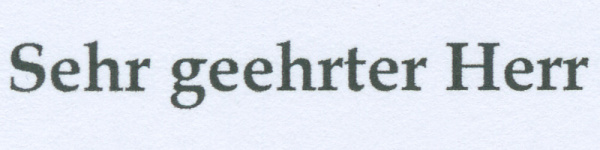 Tinte auf Mondi: Testdruck eines Laserdruckers auf Mondi-Papier.