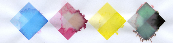 Peach- und Pearl-Patronen: Die Farben und das Textschwarz (kleine Raute ganz rechts) bestehen aus Dye-Tinte und verlaufen.