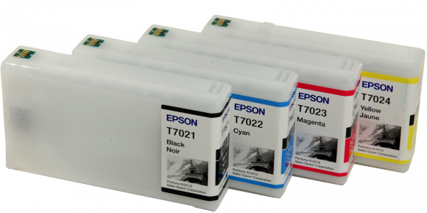 Epson Originalpatronen: Haben eine Füllmenge von bis zu 63 ml in der Schwarzpatrone und bis zu 34 ml in den drei Farbkartuschen.