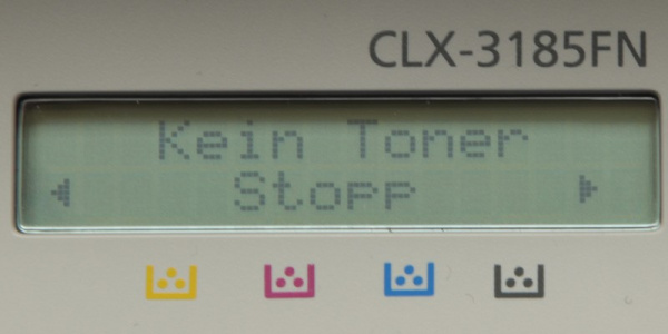 Samsung CLX-3185FN: Stoppt, wenn der Toner leer ist.